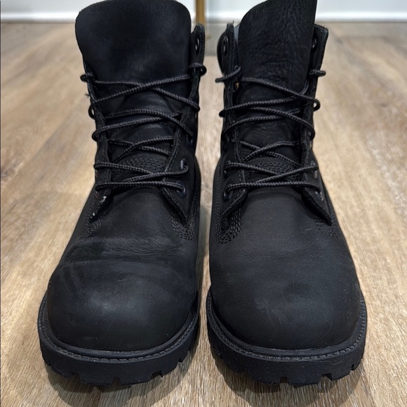 Timberland Size 5 Black Ankle Boots with Padded Collar - Picture 3 of 12